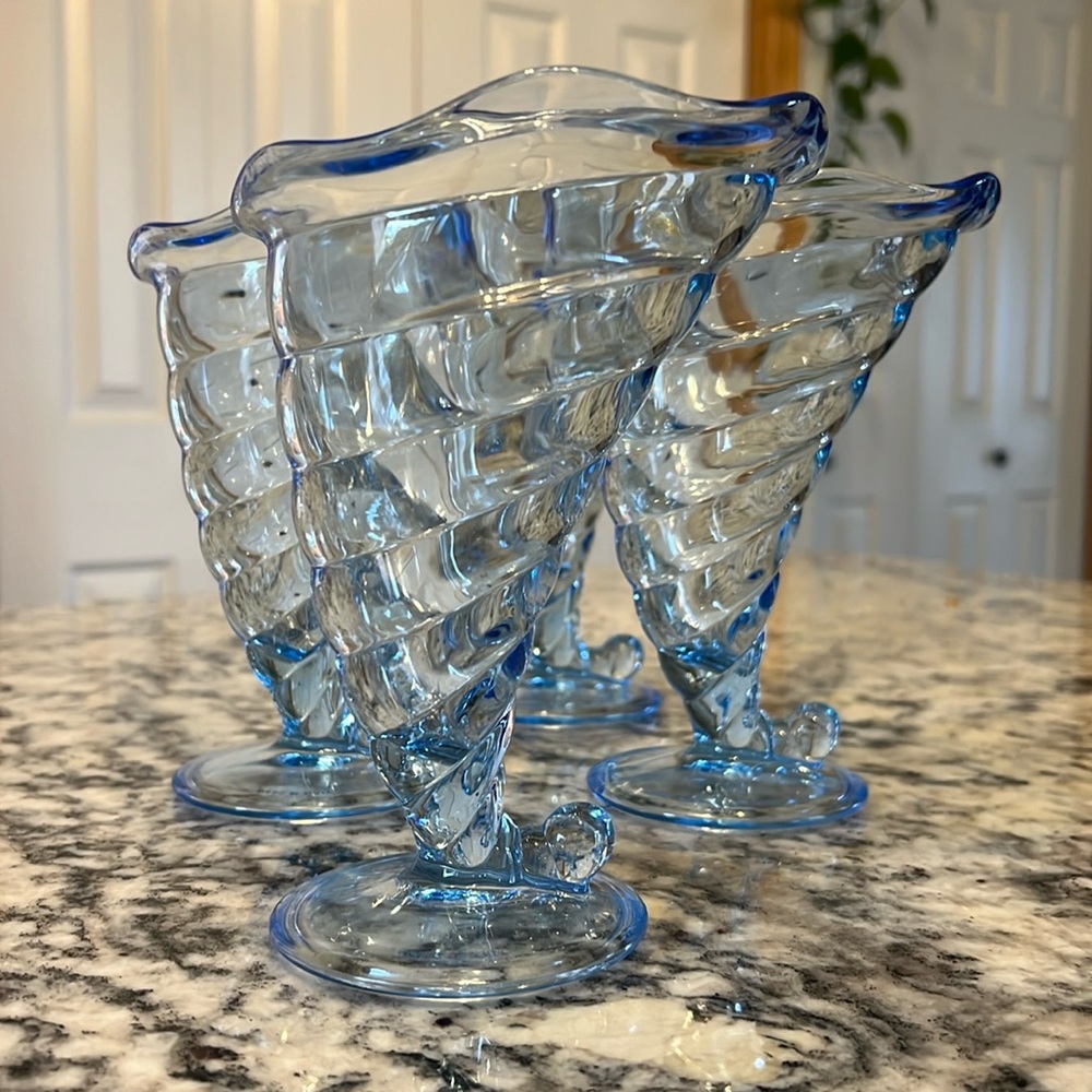 Set of 4 Bormioli Rocco Cornucopia Glasses